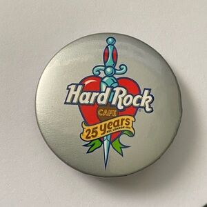 Hard Rockk Cafe 25 Years Button Pin